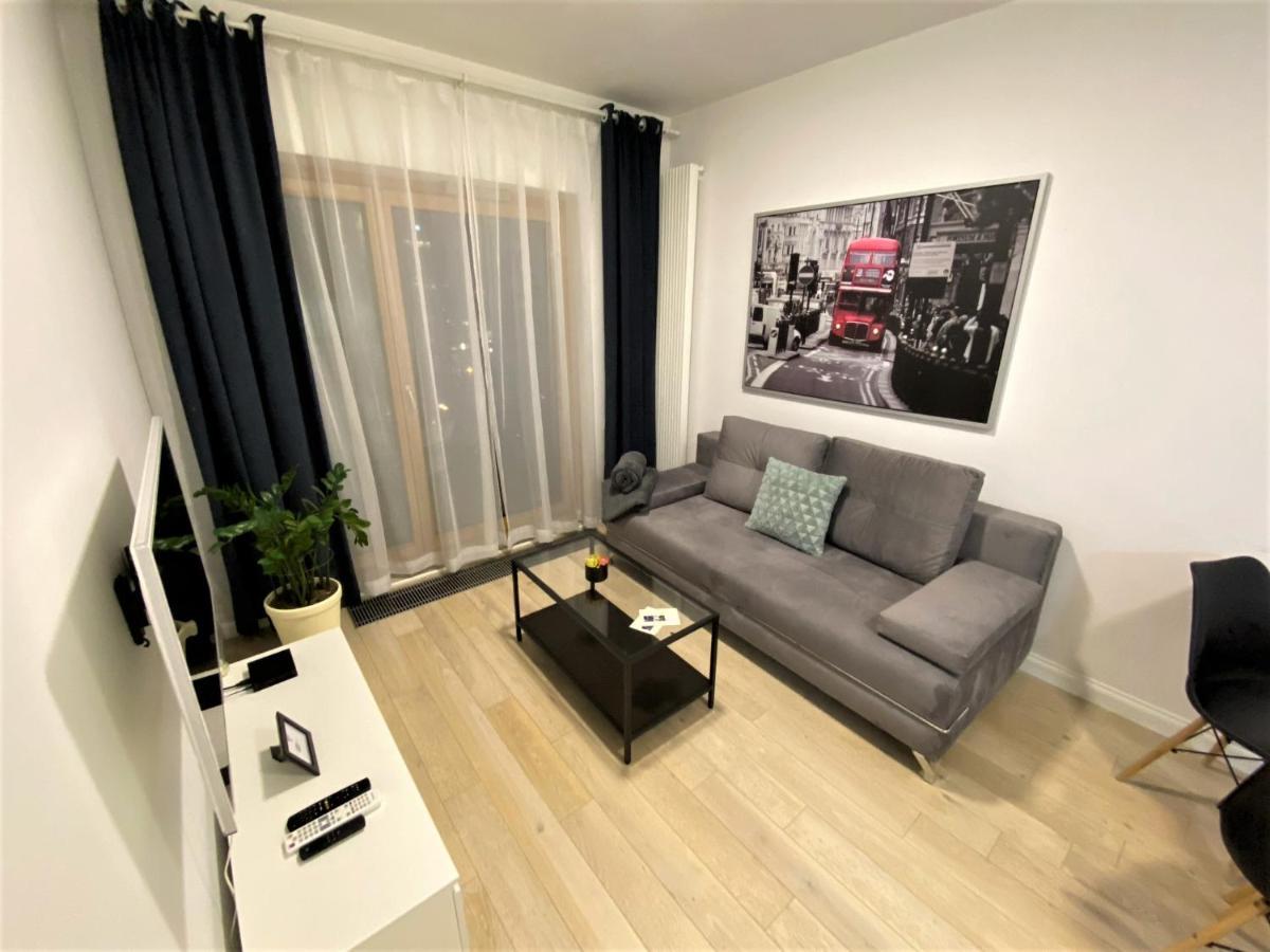 Exclusive 2Br! Apartment In Center +Netflix +Gym วอร์ซอ ภายนอก รูปภาพ