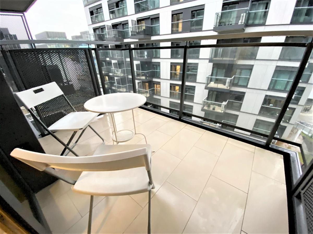 Exclusive 2Br! Apartment In Center +Netflix +Gym วอร์ซอ ภายนอก รูปภาพ