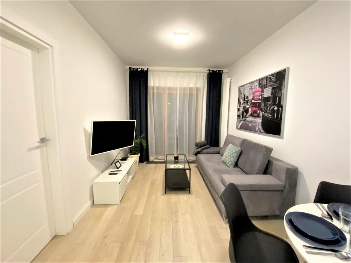 Exclusive 2Br! Apartment In Center +Netflix +Gym วอร์ซอ ภายนอก รูปภาพ